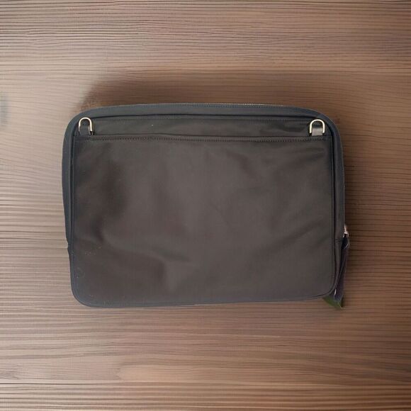 NWOT Kate Spade 15" Laptop Bag Chelsea Messenger Sleeve Black New - Picture 3 of 16